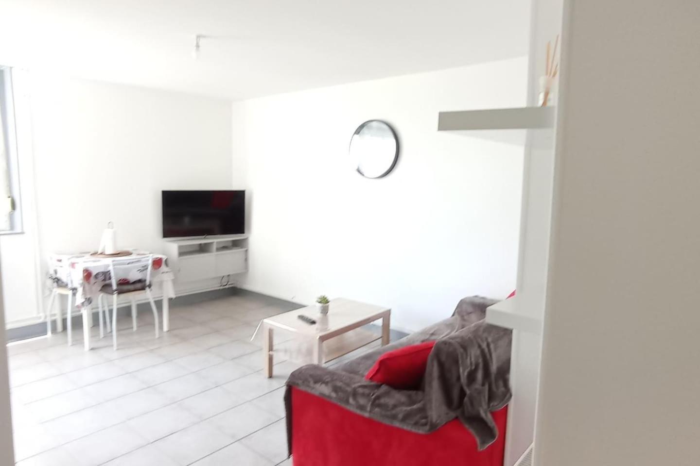 Studio Sympa Au Rez De Chaussee * Denain